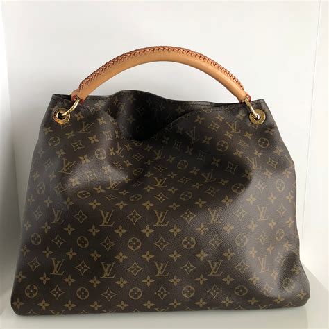 louis vuitton artsy gm dimensions|Louis Vuitton monogram gm.